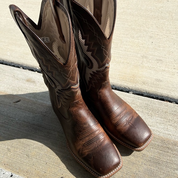 Ariat Other - Mens Ariat boots